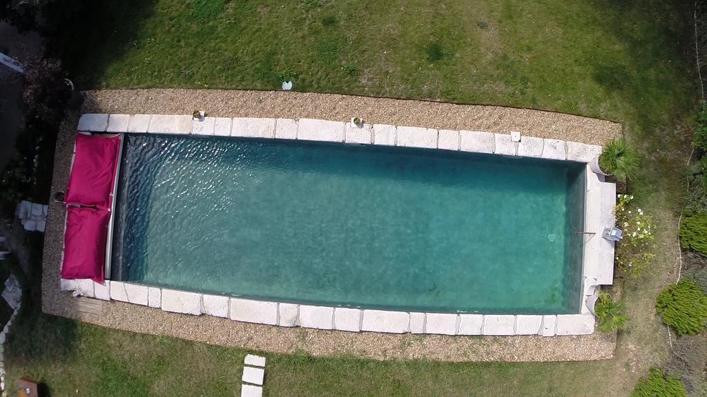 La Fontaine Des Noyers Villa Saint-Saturnin-d'Apt Szoba fotó